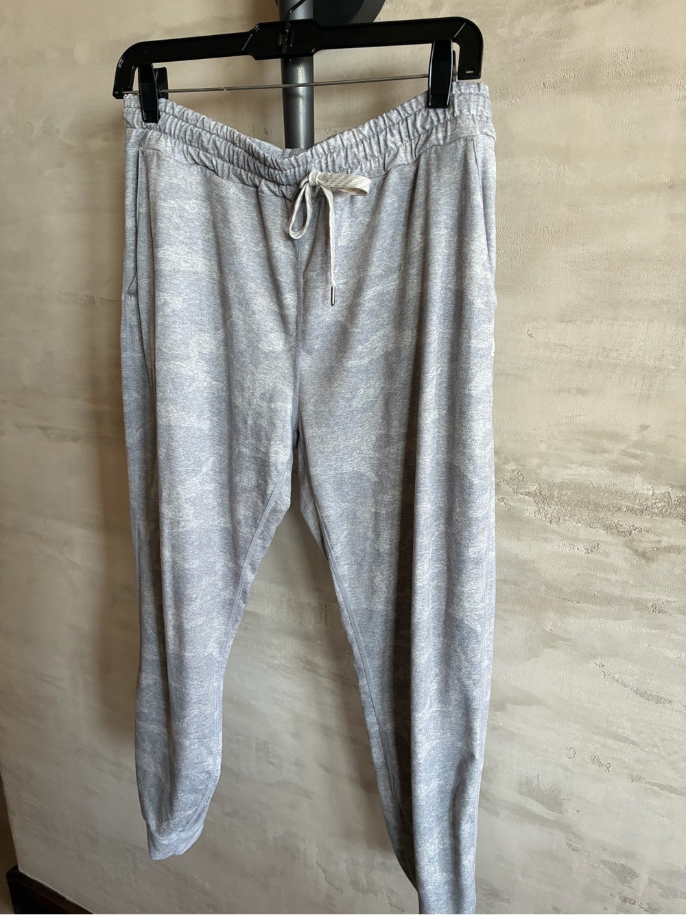 Vuori Light Gray Camo Tie-Waist Jogger Pants